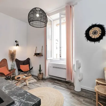 Tropez - Old Village - Modern & Cosy Saint-Tropez